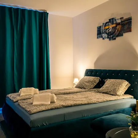 Puespoek Flat
